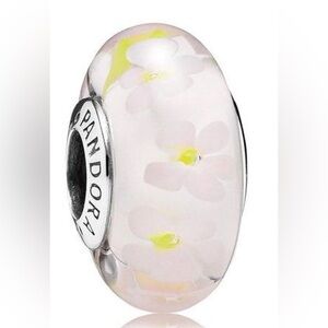 Pandora Field of Daisies Murano Glass Charm